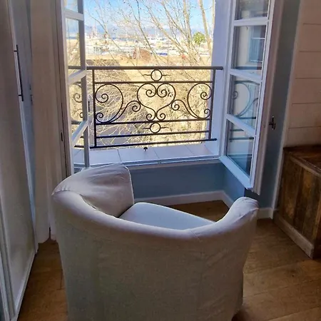 Lovely One Bedroom In The Old Town Of